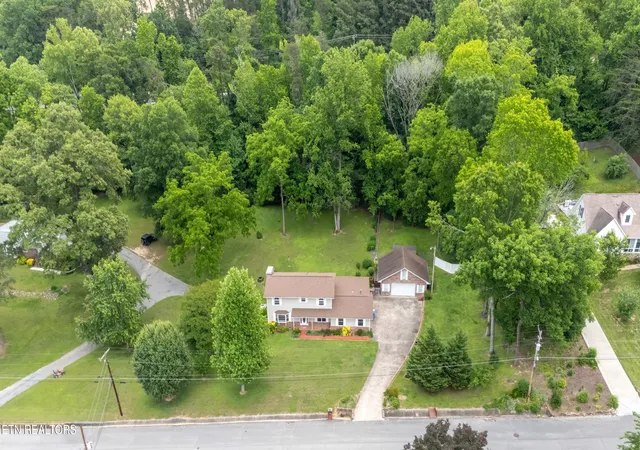 Photo 45 of Sale Pending at 6848 Ivanwood Dr, Hixson, TN 37343 | MLS# 1342846 | Listing updated on 2026-09-02