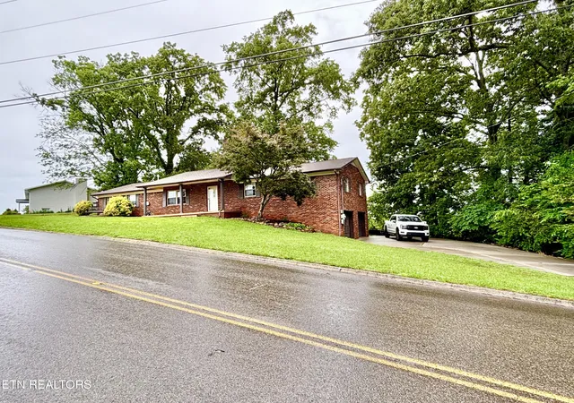 Homes for sale in Knoxville, TN | 7512 Temple Acres Dr, Knoxville, TN 37938 | MLS# 1342832