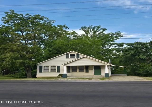 Homes for sale in Oneida, TN | 18700 Alberta St, Oneida, TN 37841 | MLS# 1342860