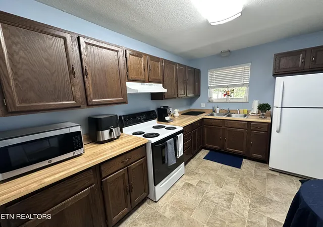 40th image of 408 Dell Rd, Maryville, TN 37804 | MLS# 1342854