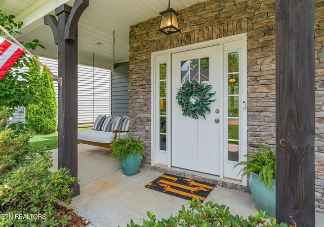 Photo 3 of Sale Pending at 12339 Blacksburg Ln, Knoxville, TN 37922 | MLS# 1342970 | Listing updated on 2026-08-28