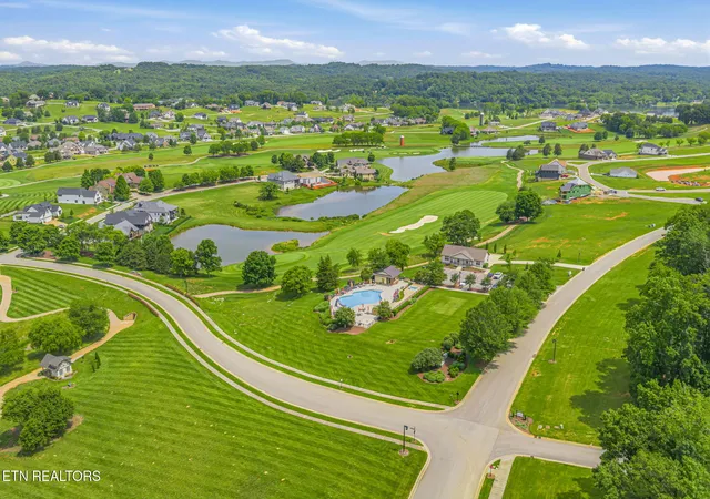 32nd image of 184 Lake Life Wy, Loudon, TN 37774 | MLS# 1343085