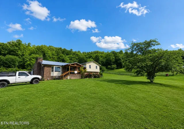 Homes for sale in Pineville, KY | 144 Mathel Church Rd, Pineville, KY 40977 | MLS# 1343082