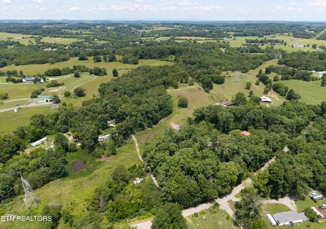 2nd image of 1919 Reagan Mill Rd, Maryville, TN 37803 | MLS# 1346047