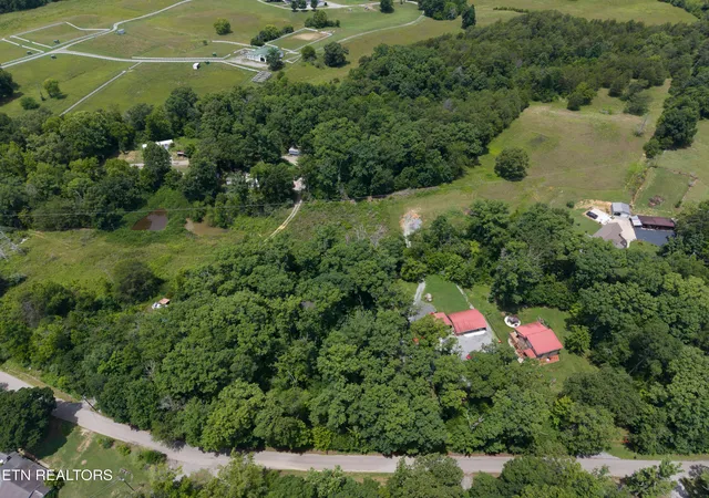 4th image of 1919 Reagan Mill Rd, Maryville, TN 37803 | MLS# 1346047