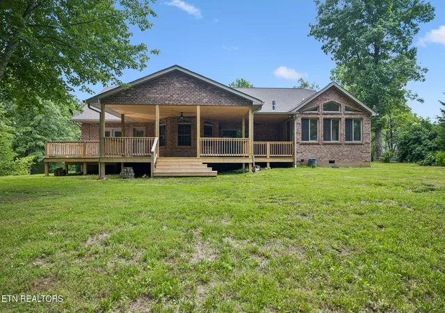 2nd image of 54 Fairway Ct, Crossville, TN 38571 | MLS# 1343093