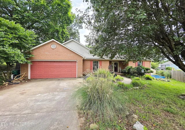 Photo 1 of Sale Pending at 7807 Squirrel Ln, Powell, TN 37849 | MLS# 1343086 | Listing updated on 2026-06-05
