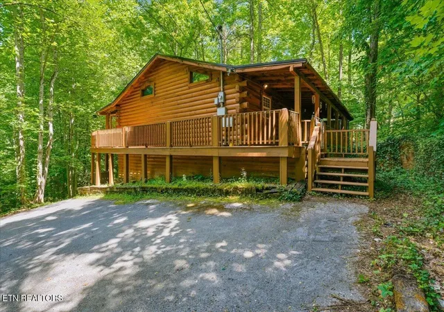 Photo 2 of Single family home for sale at 3961 Ole Smoky Way, Sevierville, TN 37862 | MLS# 1343238 | Listing updated on 2026-09-08