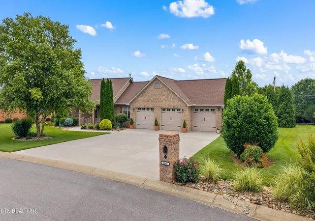 2nd image of 1040 Southwind Cir, Dandridge, TN 37725 | MLS# 1343383