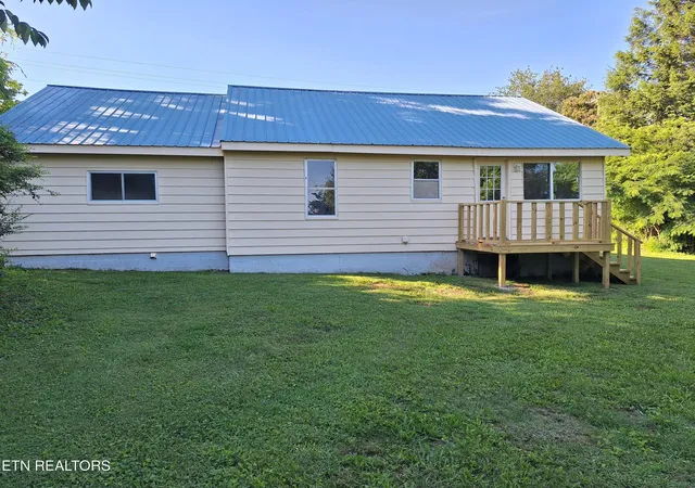 4th image of 205 Harrill St, Madisonville, TN 37354 | MLS# 1343506