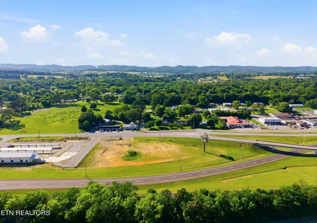 5th image of 101 Warren St, Madisonville, TN 37354 | MLS# 1347785