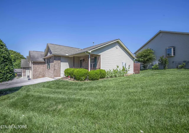3rd image of 8109 Pepperdine Wy, Knoxville, TN 37923 | MLS# 1343578