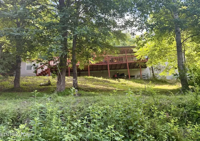 Photo 3 of Single family home for sale at 376 Norris View Dr, New Tazewell, TN 37825 | MLS# 1343172 | Listing updated on 2026-06-21