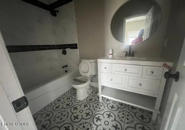 Photo 4 of Sale Pending at 2917 Linden Ave, Knoxville, TN 37914 | MLS# 1343199 | Listing updated on 2026-09-14