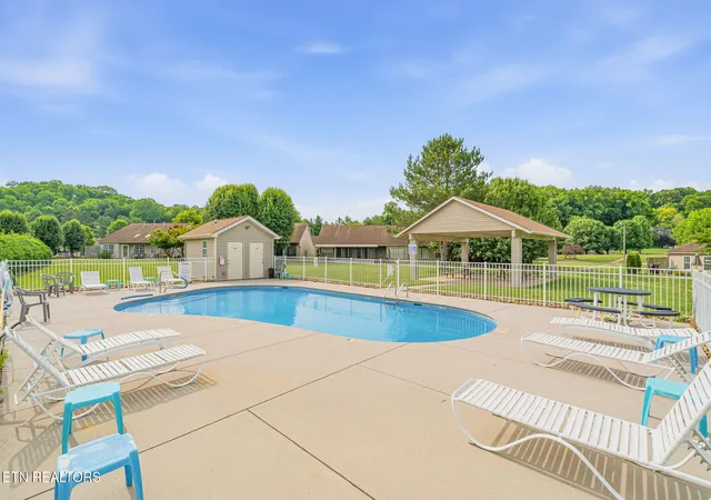 Homes for sale in Knoxville, TN | 9901 Oakledge Wy, Knoxville, TN 37931 | MLS# 1343247