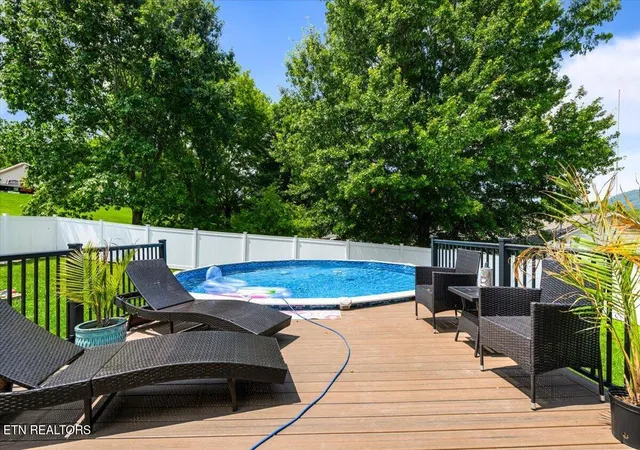 3rd image of 108 S Burress Ln, Jacksboro, TN 37757 | MLS# 1346736
