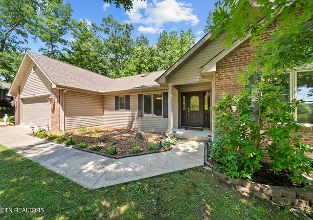 Photo 3 of Sale Pending at 123 Camelot Ln, Crossville, TN 38558 | MLS# 1343600 | Listing updated on 2026-08-23