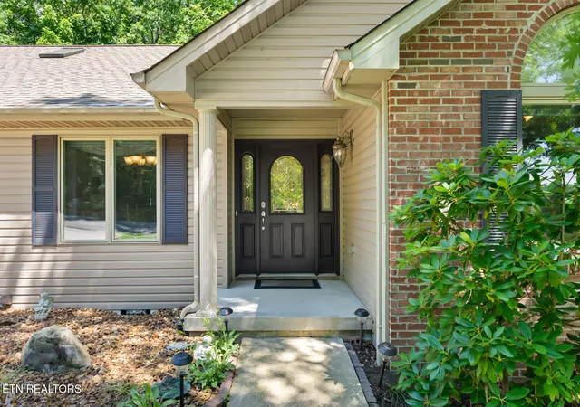 Photo 3 of Sale Pending at 123 Camelot Ln, Crossville, TN 38558 | MLS# 1343600 | Listing updated on 2026-08-23