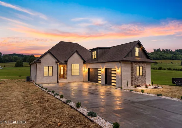 2nd image of 210 Big Oak Dr, Kingston, TN 37763 | MLS# 1343274