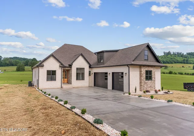 1st image of 210 Big Oak Dr, Kingston, TN 37763 | MLS# 1343274
