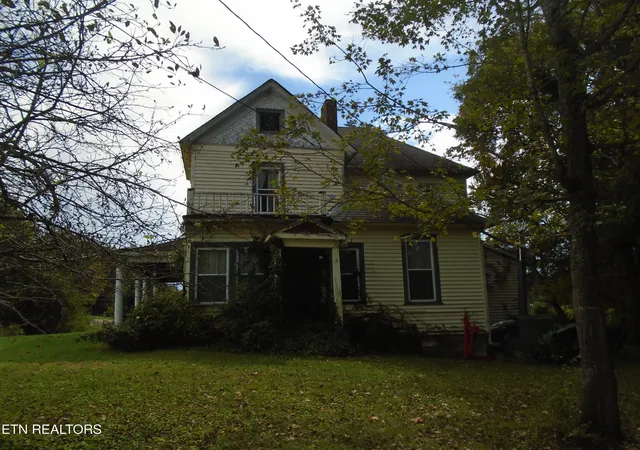 Photo 4 of Single family home for sale at 212 Dunlap Holw Rd, Friendsville, TN 37737 | MLS# 1343299 | Listing updated on 2026-10-07