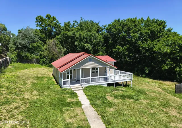 Homes for sale in Corryton, TN | 6915 Wood Rd, Corryton, TN 37721 | MLS# 1343433