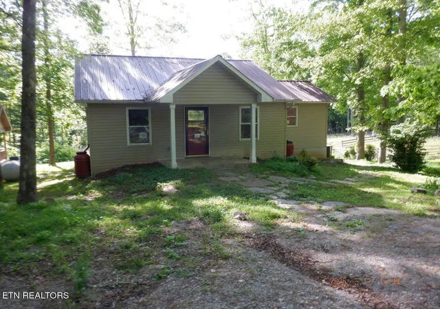 Homes for sale in Jamestown, TN | 154 Taft Story Rd, Jamestown, TN 38556 | MLS# 1343324