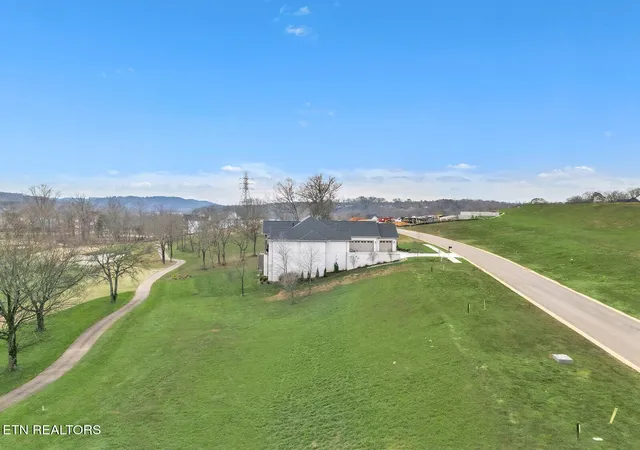 Photo 3 of Land for sale at 511 Mockingbird Ln, Loudon, TN 37774 | MLS# 1343355 | Listing updated on 2026-10-02