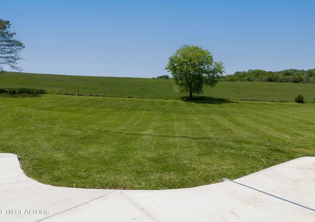image of 158 Old Hickory Cir, Madisonville, TN 37354 | MLS# 1343373