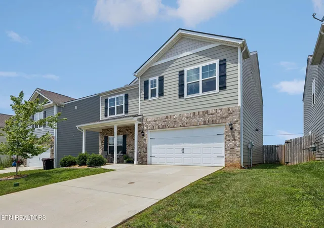 Homes for sale in Loudon, TN | 998 Stone Creek Dr, Loudon, TN 37774 | MLS# 1344302