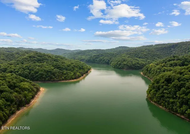 Homes for sale in Allons, TN | 976 Livingston Boat Dock Rd, Allons, TN 38541 | MLS# 1343954