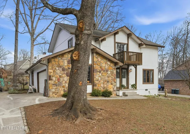 2nd image of 7940 Castlecomb Rd, Powell, TN 37849 | MLS# 1343452