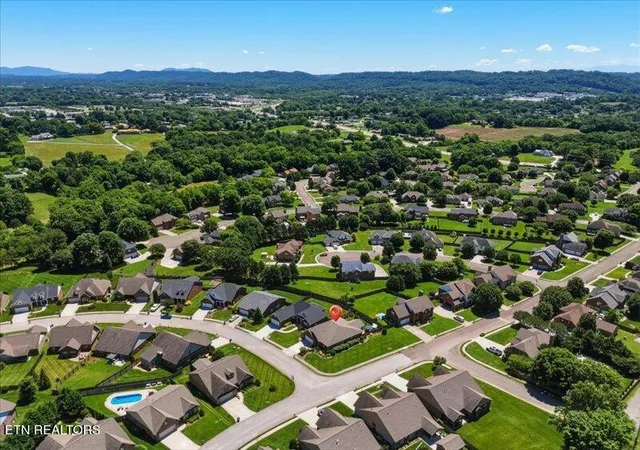 42nd image of 3300 Parrish Hill Ln, Knoxville, TN 37938 | MLS# 1343540