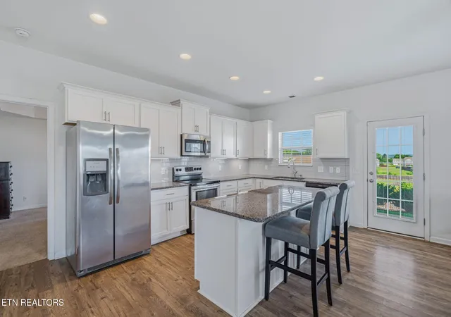 Photo 3 of Single family home for sale at 277 Gail Ln, Lenoir City, TN 37772 | MLS# 1343861 | Listing updated on 2026-08-20