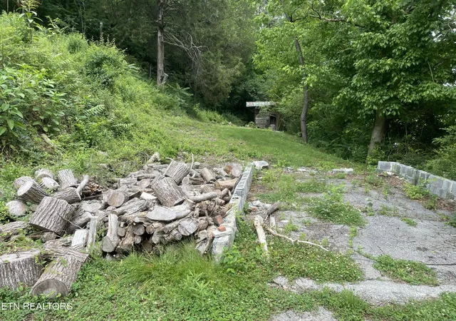 Photo 4 of Land for sale at 3901 Greenway Dr, Knoxville, TN 37918 | MLS# 1344629 | Listing updated on 2026-06-15
