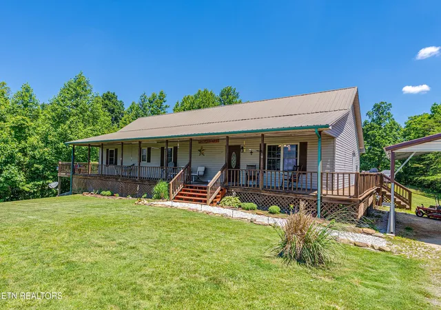 Homes for sale in Pioneer, TN | 539 Pauline Dr, Pioneer, TN 37847 | MLS# 1344091