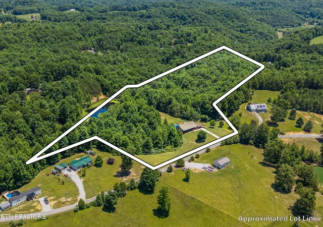Homes for sale in Pioneer, TN | 539 Pauline Dr, Pioneer, TN 37847 | MLS# 1344091