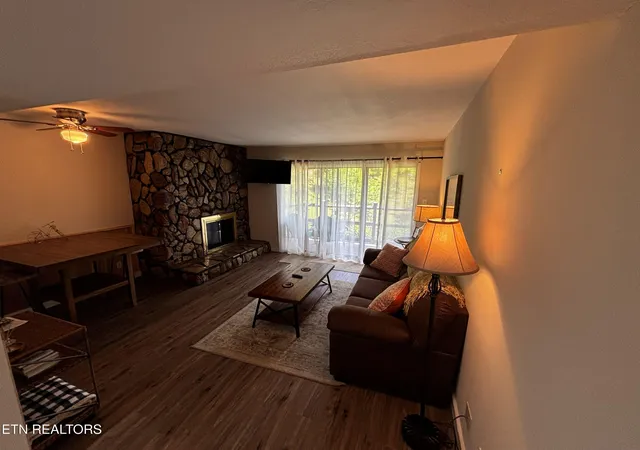 4th image of 1081 Cove Rd #APT 512, Sevierville, TN 37876 | MLS# 1345216