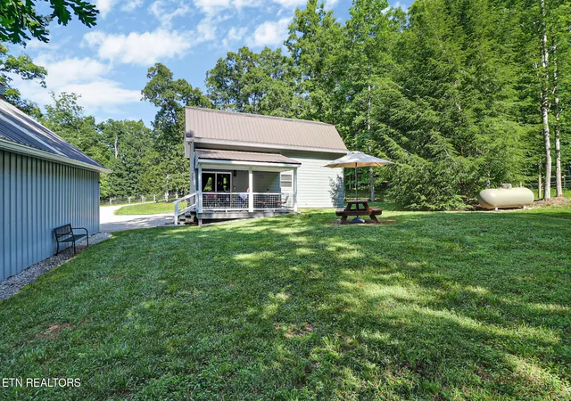 Photo 4 of Single family home for sale at 213 Crouch Branch Ln, Allardt, TN 38504 | MLS# 1344683 | Listing updated on 2026-07-31