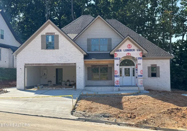 Photo 1 of Single family home for sale at 9938 Rio Bravo Ln, Knoxville, TN 37922 | MLS# 1343642 | Listing updated on 2026-08-28