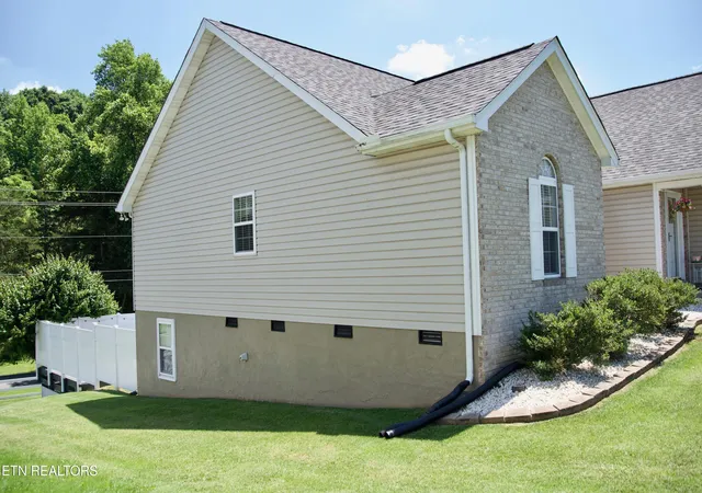 Photo 3 of Single family home for sale at 1542 Mandrell Dr #6628, Knoxville, TN 37918 | MLS# 1343615 | Listing updated on 2026-07-22