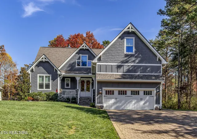 Photo 1 of Single family home for sale at 206 Atoka Pl, Loudon, TN 37774 | MLS# 1343627 | Listing updated on 2026-09-16