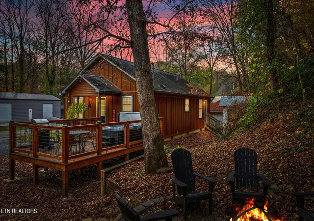 Photo 1 of Single family home for sale at 5337 Pittman Ctr Rd, Sevierville, TN 37876 | MLS# 1343639 | Listing updated on 2026-10-04