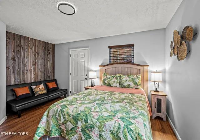 Photo 3 of Single family home for sale at 5337 Pittman Ctr Rd, Sevierville, TN 37876 | MLS# 1343639 | Listing updated on 2026-10-04