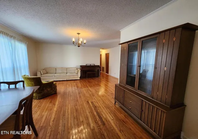 3rd image of 1506 Ridgeway Cir, Athens, TN 37303 | MLS# 1344131