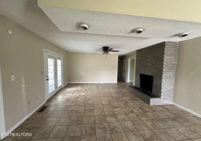 Homes for sale in Cumberland Gap, TN | 368 Claiborne Ave, Cumberland Gap, TN 37724 | MLS# 1343689
