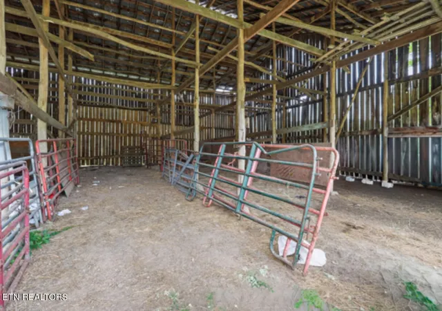image of 186 Blair Rd, Dryden, VA 24243 | MLS# 1343740
