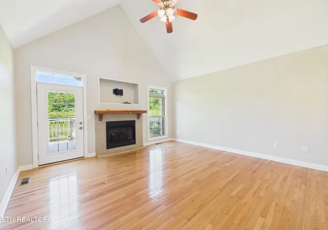 Homes for sale in Harrogate, TN | 139 Gracyn Ln, Harrogate, TN 37752 | MLS# 1343742