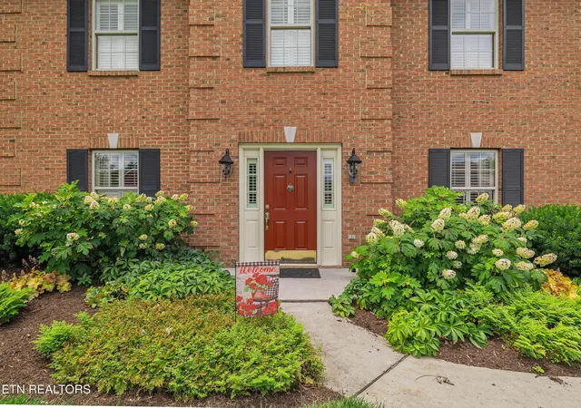 Photo 3 of Single family home for sale at 3101 Clays Ml Ct, Knoxville, TN 37938 | MLS# 1343789 | Listing updated on 2026-08-31