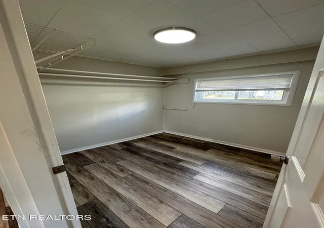 Photo 3 of Single family home for sale at 213 Connex St, Knoxville, TN 37914 | MLS# 1344871 | Listing updated on 2026-08-14
